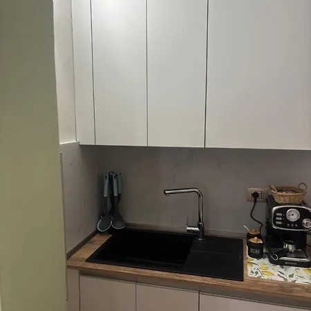 شقة By Michele فيربانيا